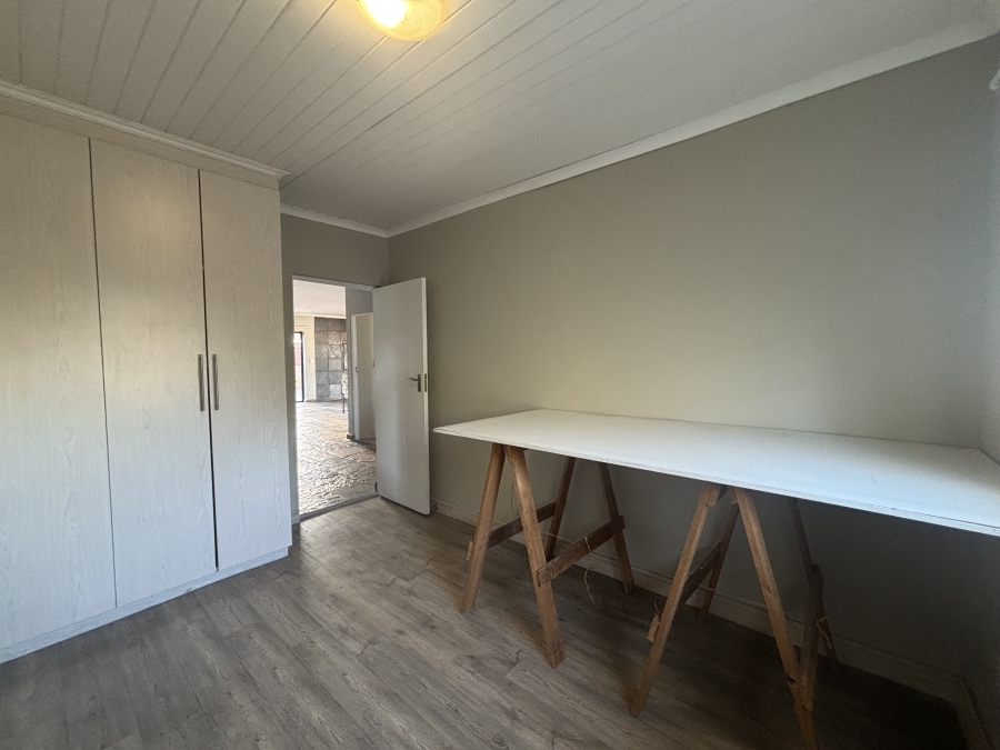 4 Bedroom Property for Sale in Humerail Eastern Cape